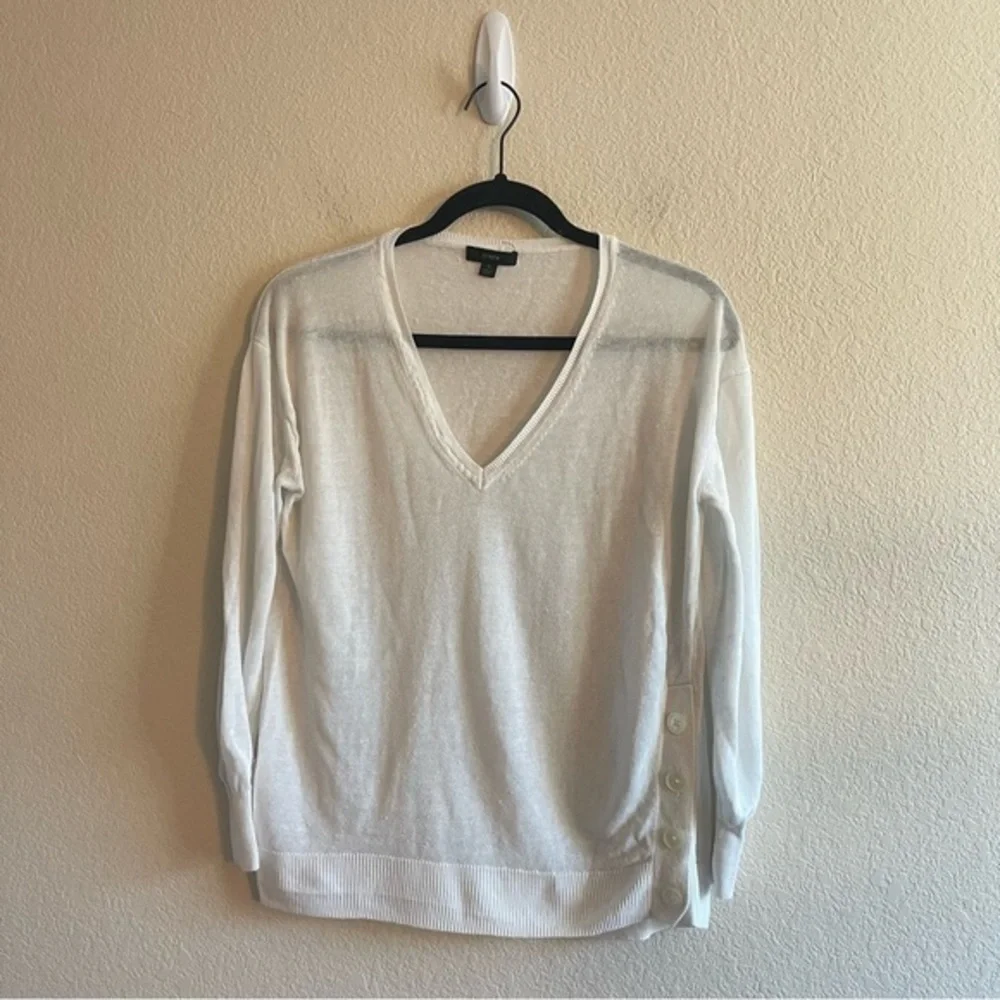 J.CREW Side Button Linen Blend V-neck Sweater in White Women's Size Small - Picture 2 of 9